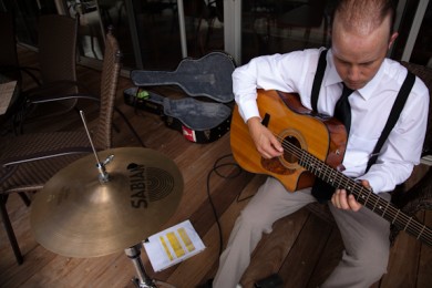 wedding guitarist toronto muskoka ottawa niagara new york city ceremony guitar Jake Dudas Music